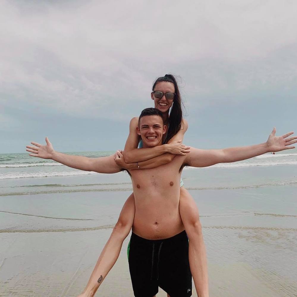 Meet your Posher, Connor